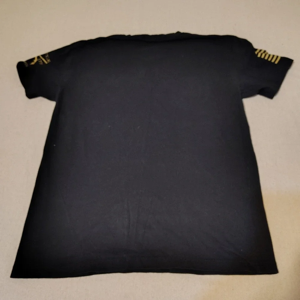 Grunt Style Bourbon Makes It Better Graphic T Shirt Black Gold Mens Size Large 4 - Picture 7 of 9